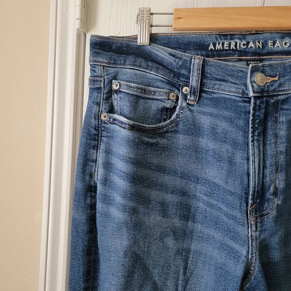American Eagle 90's Bootcut Jeans - Picture 4 of 11
